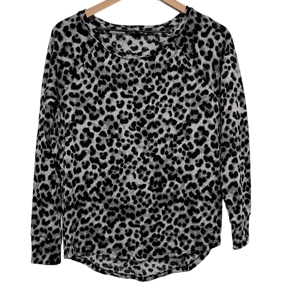 Express Black Leopard Pullover Sweater Top Size Small